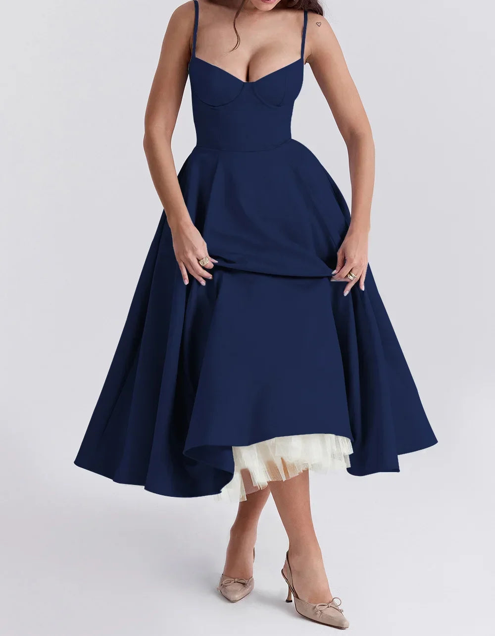 Julia - Elegant Midi Dress