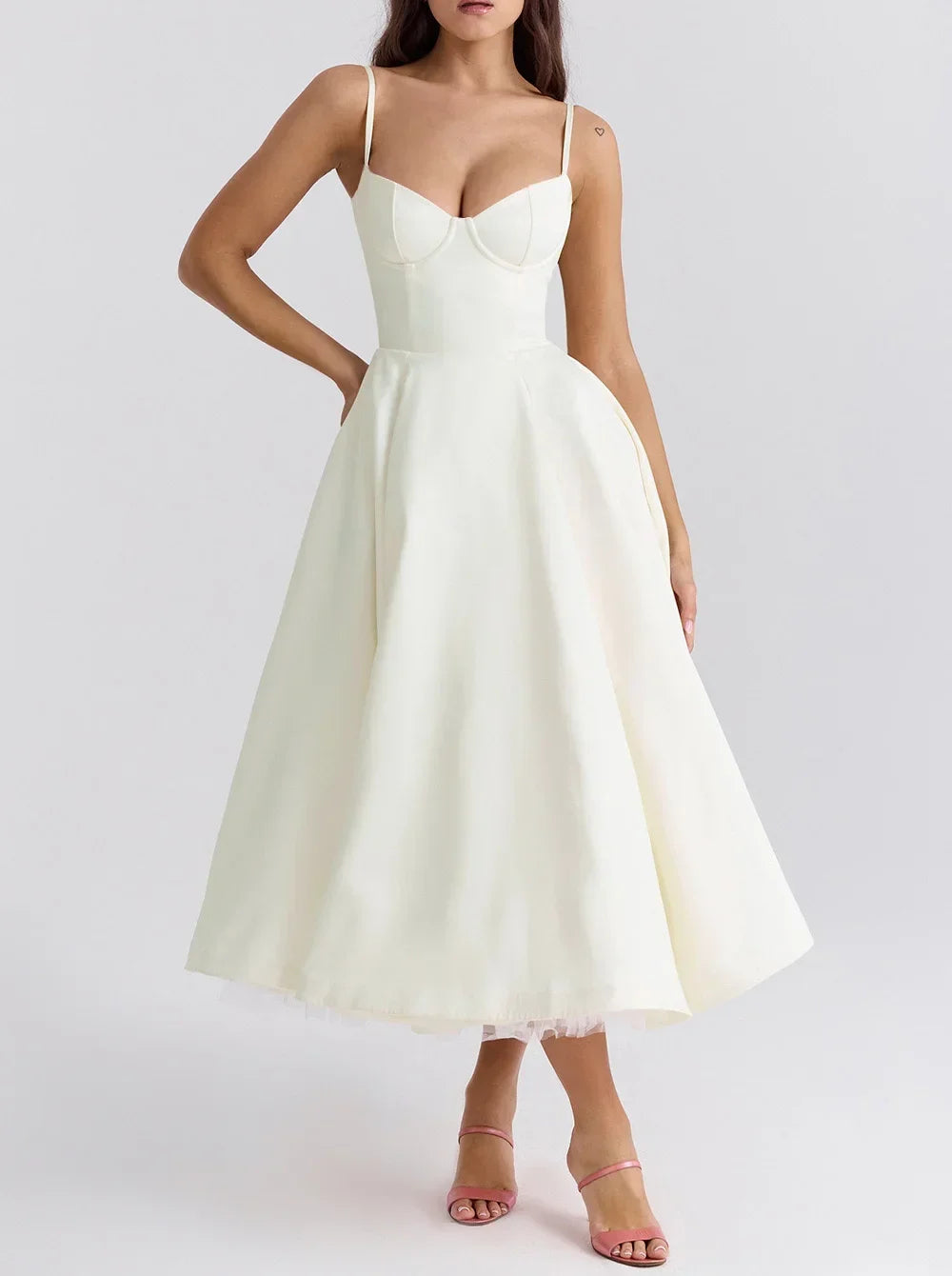 Julia - Elegant Midi Dress
