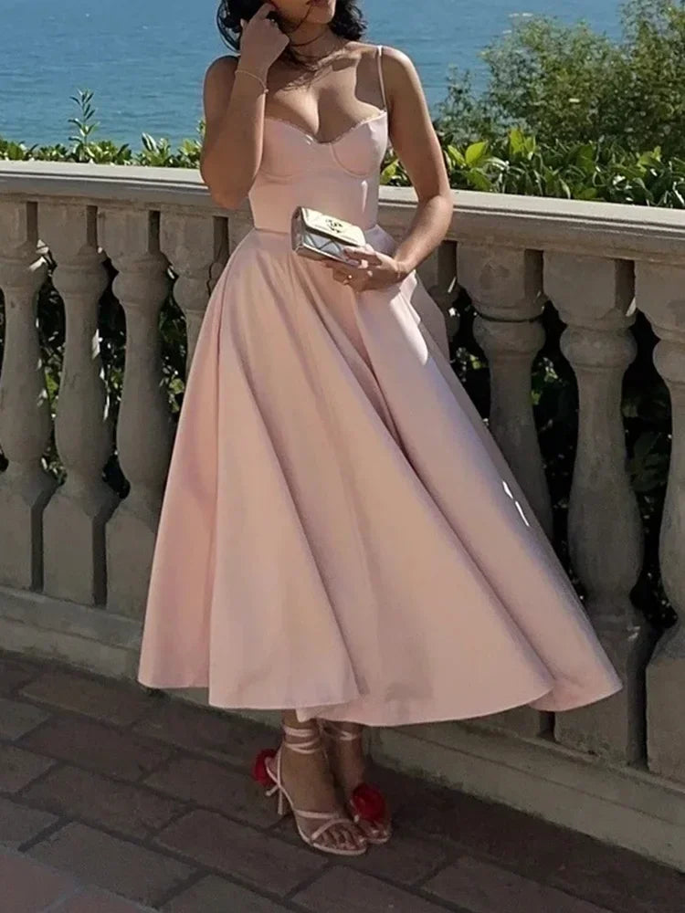 Julia - Elegant Midi Dress