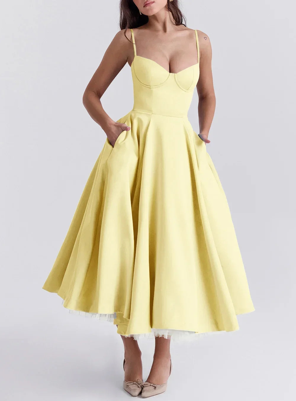 Julia - Elegant Midi Dress